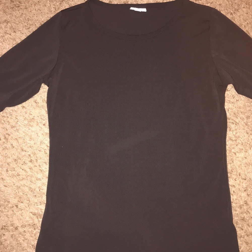 Solid black Gigi
